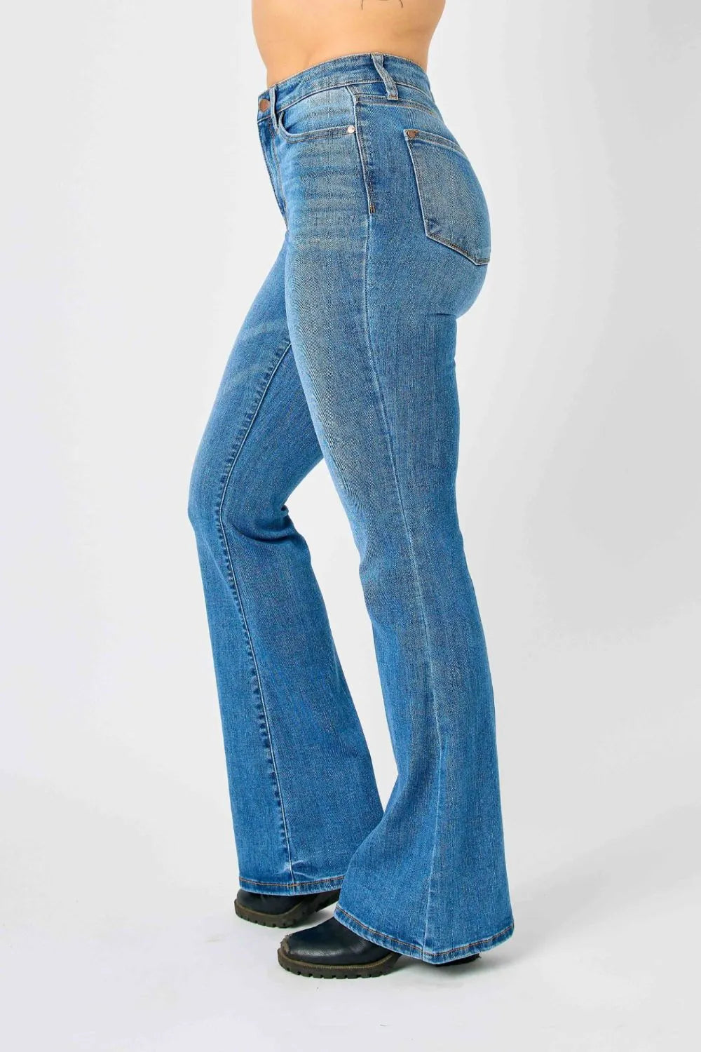 JUDY BLUE FULL SIZE HIGH-WAISTED CLASSIC FLARE JEANS PLUS SIZE