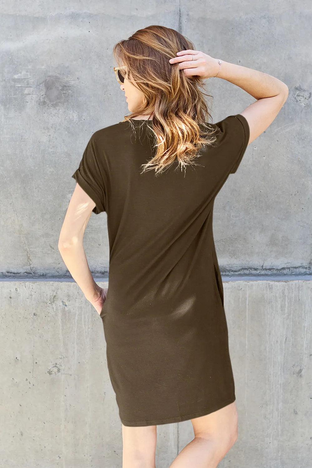 BASIC BAE FULL SIZE ROUND NECK SHORT SLEEVE DRESS WITH POCKETS