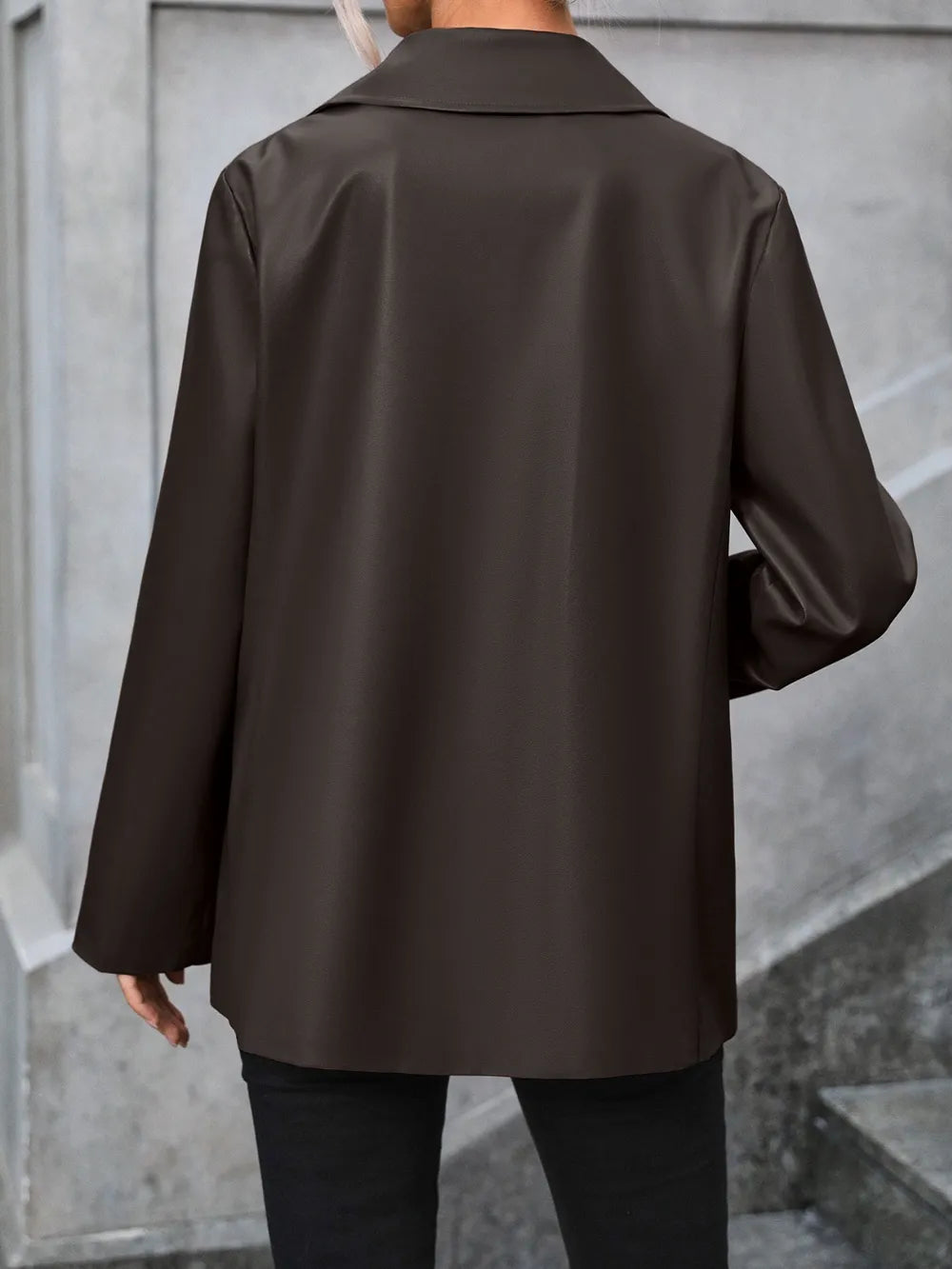 IVY LANE POCKETED BUTTON UP COLLARED NECK BLAZER