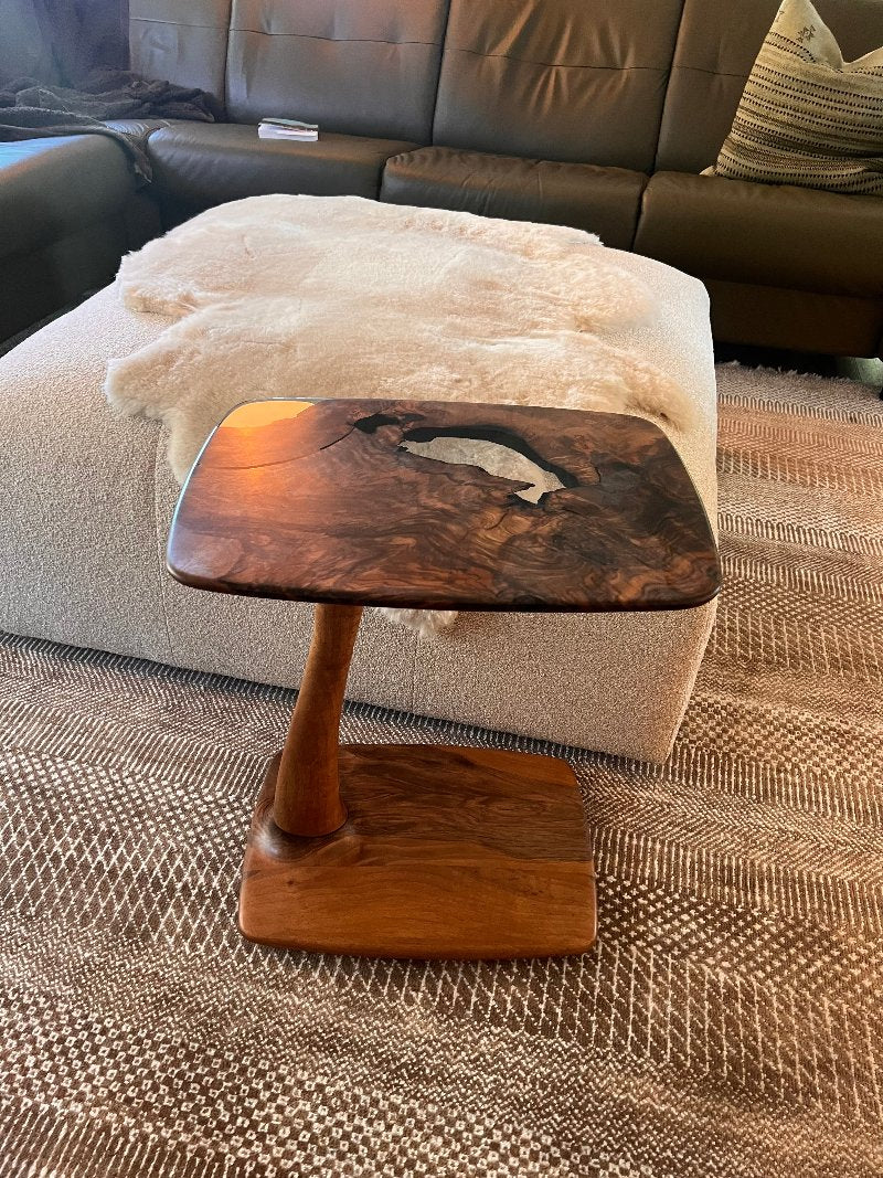 C-SHAPED LUXURY RESIN END / SIDE TABLE - UNIQUE GIFT IDEA