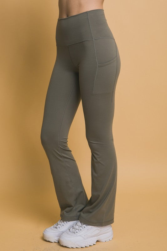 LOVE TREE HIGH WAIST FLARE ACTIVE LEGGINGS WITH SIDE POCKETS