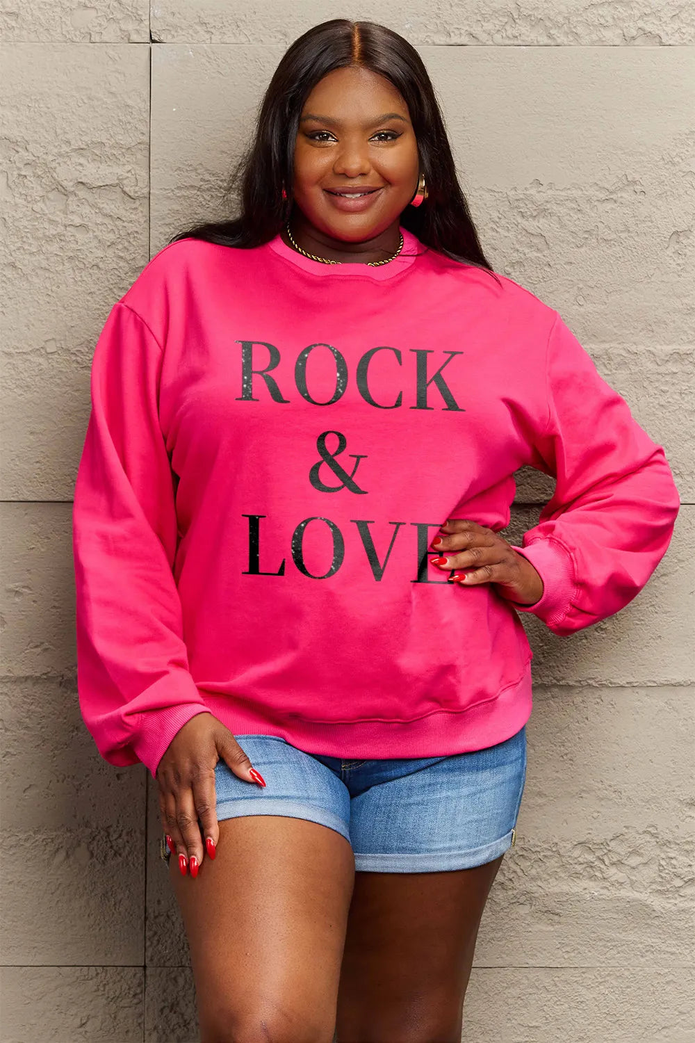 SIMPLY LOVE FULL SIZE ROCK ＆ LOVE ROUND NECK SWEATSHIRT
