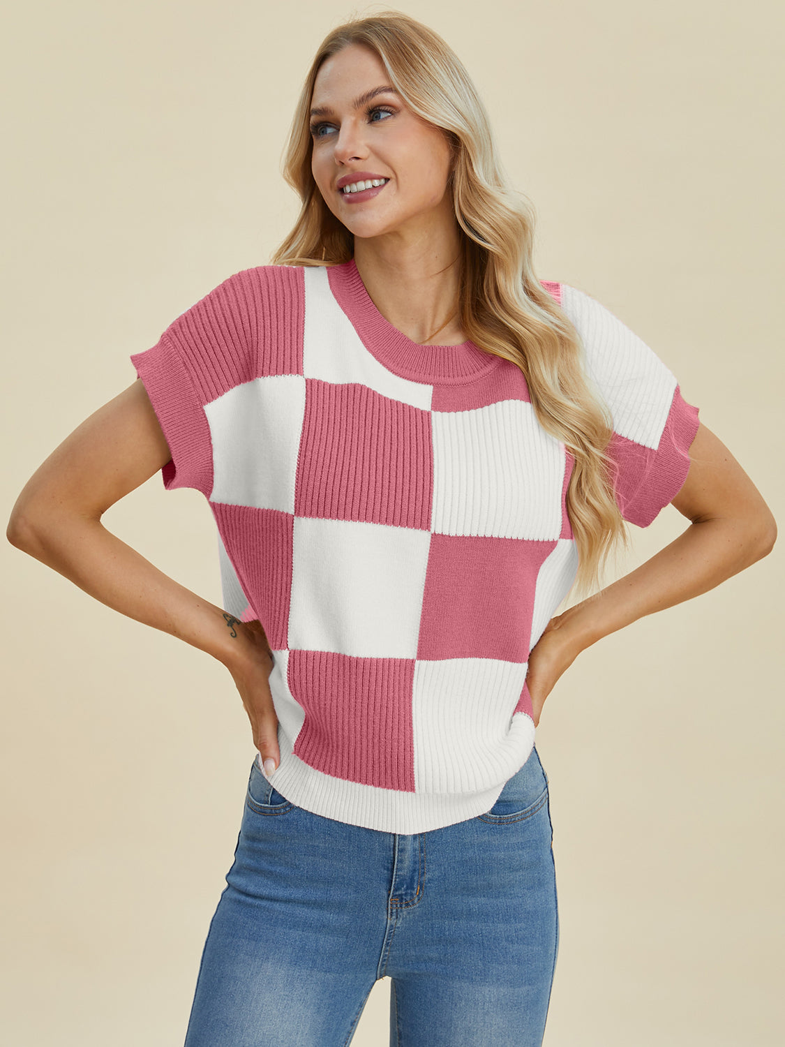 DOUBLE TAKE FULL SIZE CHECKERED ROUND NECK SHORT SLEEVE SWEATER