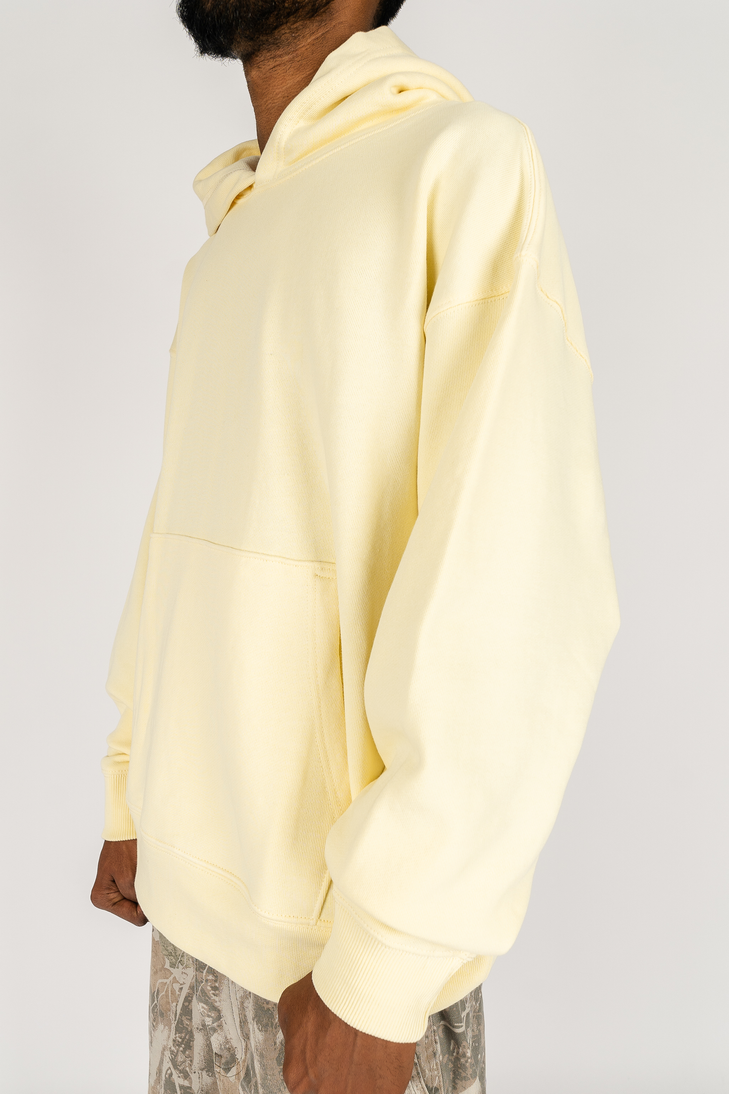 042 CLOTHING JUST RELAX HOODIE
