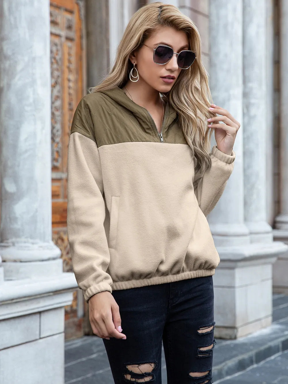 IVY LANE POCKETED COLOR BLOCK QUARTER ZIP HOODIE