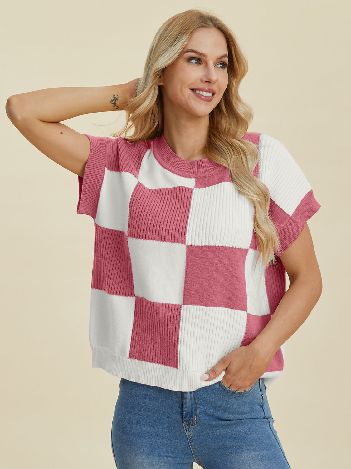 DOUBLE TAKE FULL SIZE CHECKERED ROUND NECK SHORT SLEEVE SWEATER