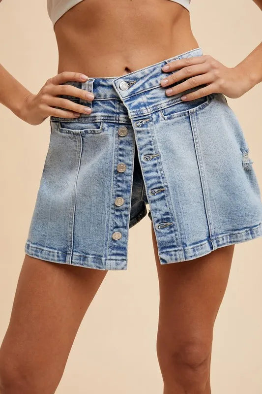 ANNIE WEAR BUTTON DETAIL STRETCH DENIM WRAP MINI SKORT