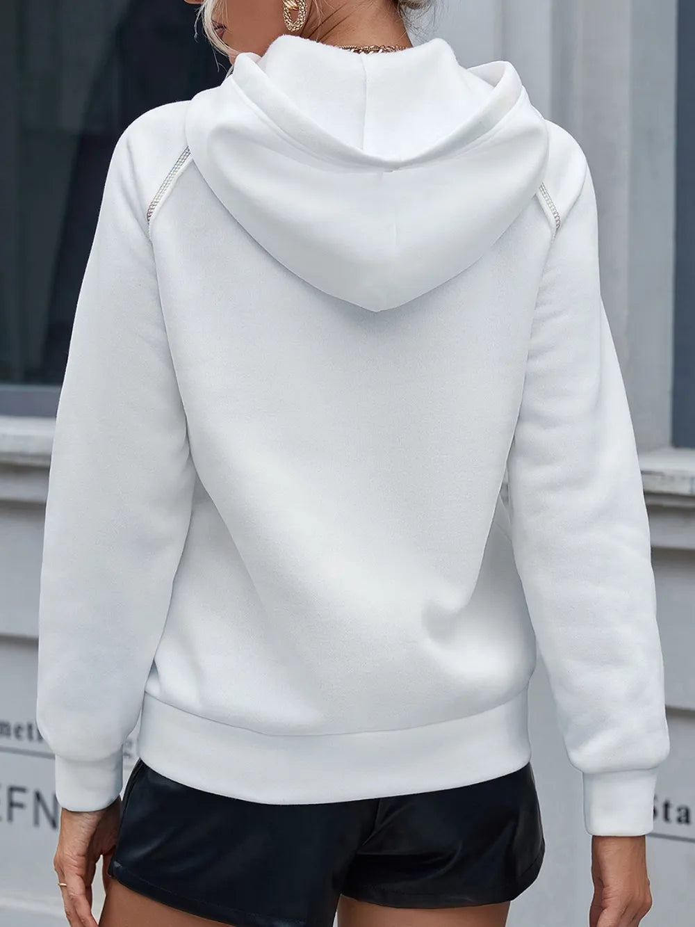 IVY LANE CONTRAST STITCHING DRAWSTRING RAGLAN SLEEVE HOODIE