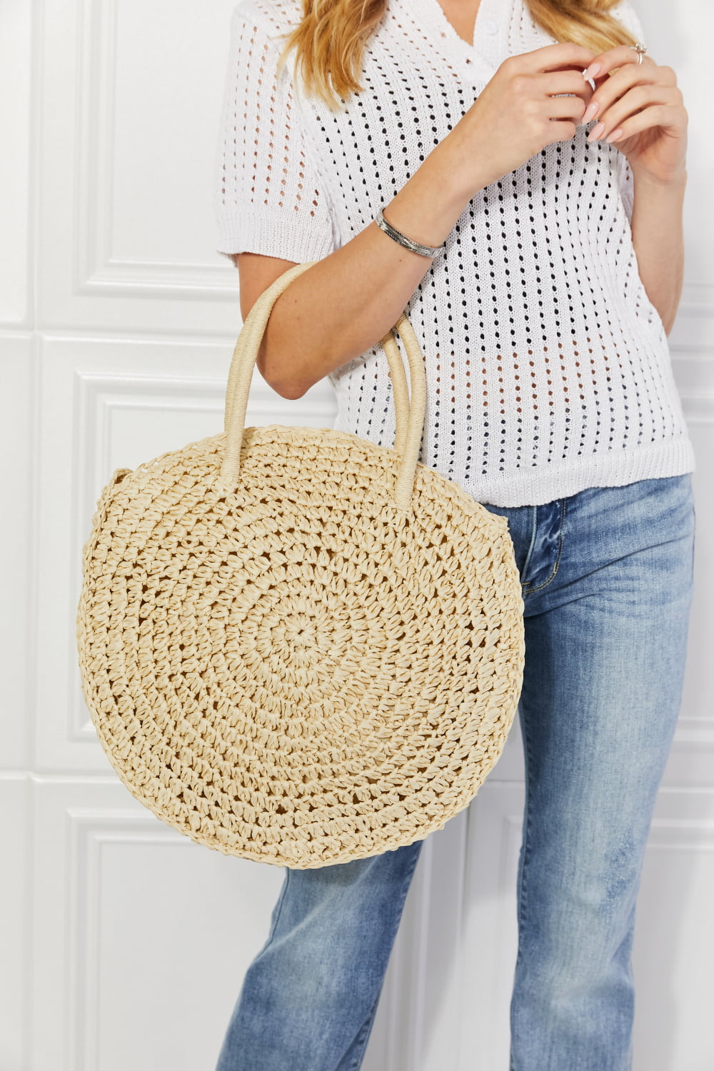 JUSTIN TAYLOR BEACH DATE STRAW RATTAN HANDBAG IN IVORY