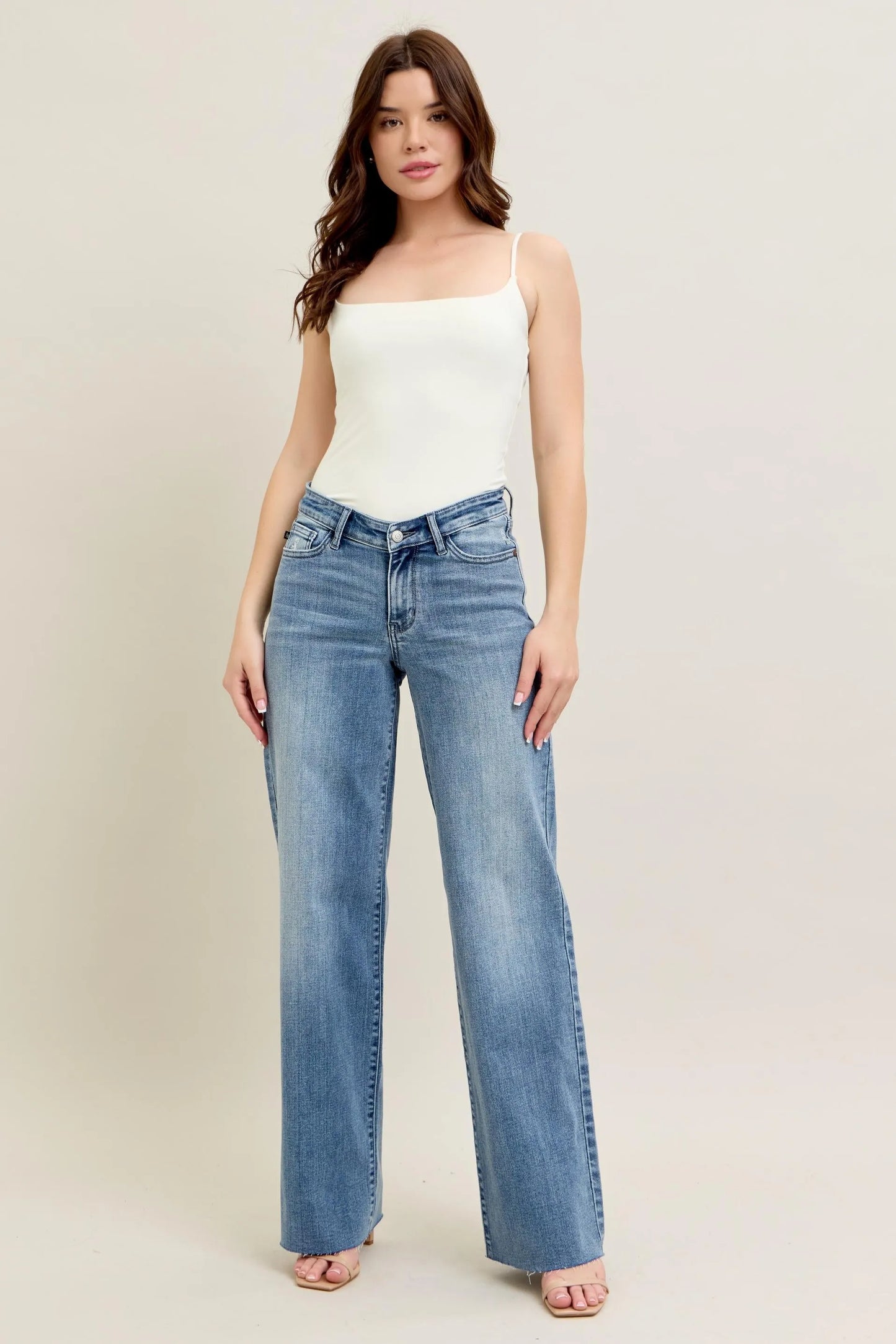 JUDY BLUE FULL SIZE V - FRONT BAGGY JEANS PLUS SIZE