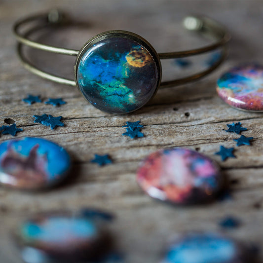INTERCHANGEABLE NEBULA CUFF BRACELET