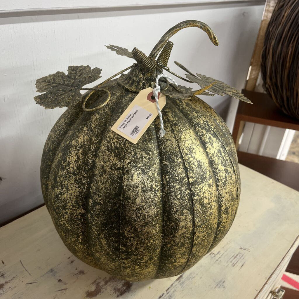 LARGE METAL PUMPKIN-Thriftique Marketplace