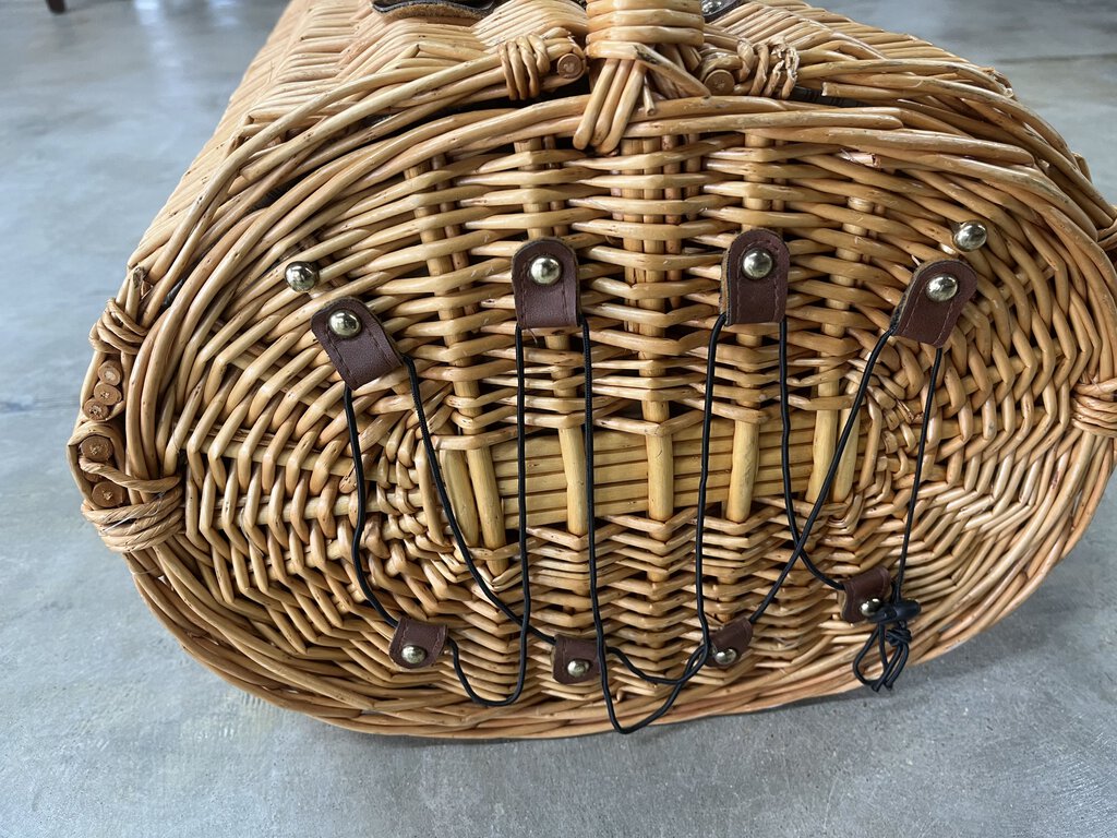 LARGE PICNIC BASKET WITH STRAPS-Thriftique Marketplace