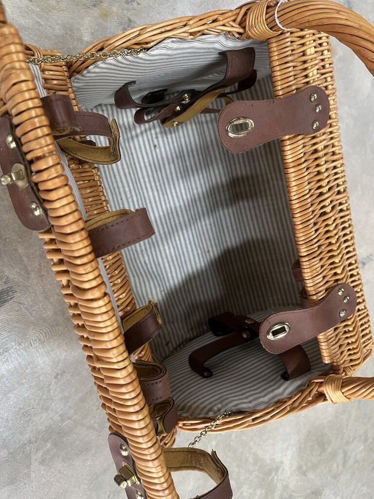 LARGE PICNIC BASKET WITH STRAPS-Thriftique Marketplace