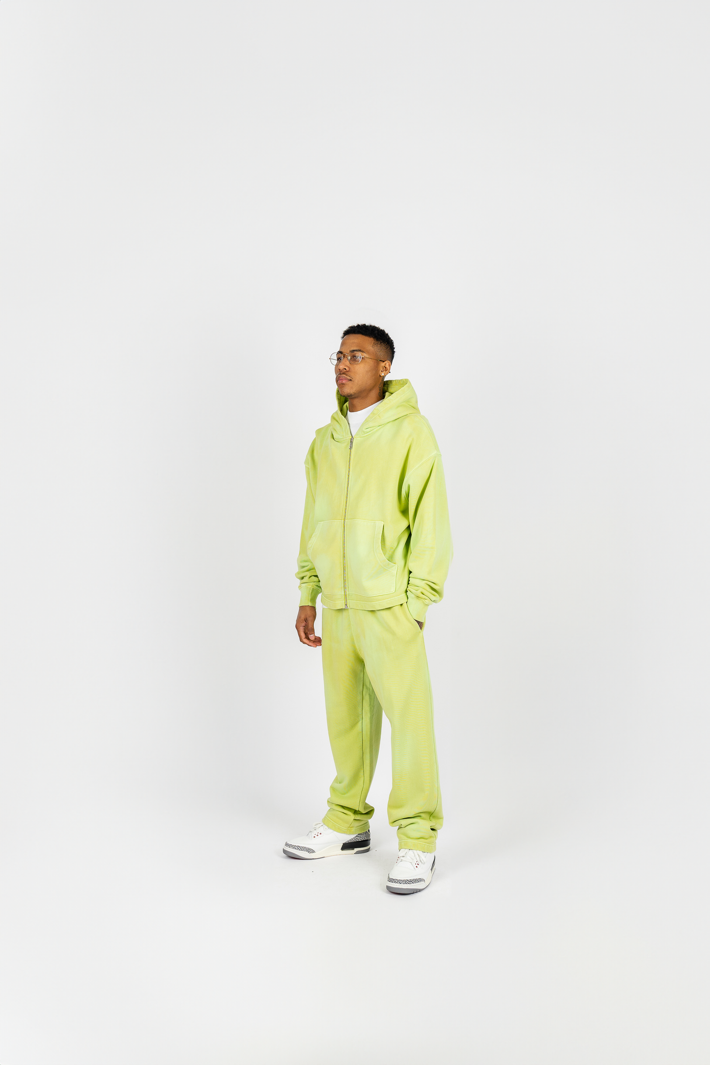 042 CLOTHING SUN-DRIED ZIP UP AND SWEATPANTS SET