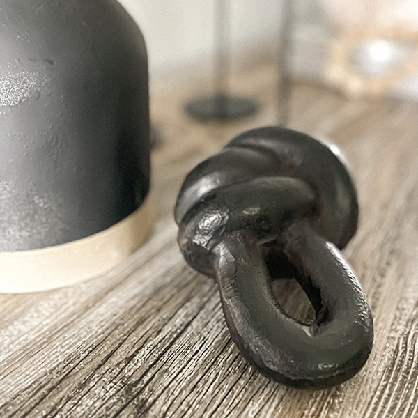 CHUNKY METAL KNOT DECOR, SET OF 2