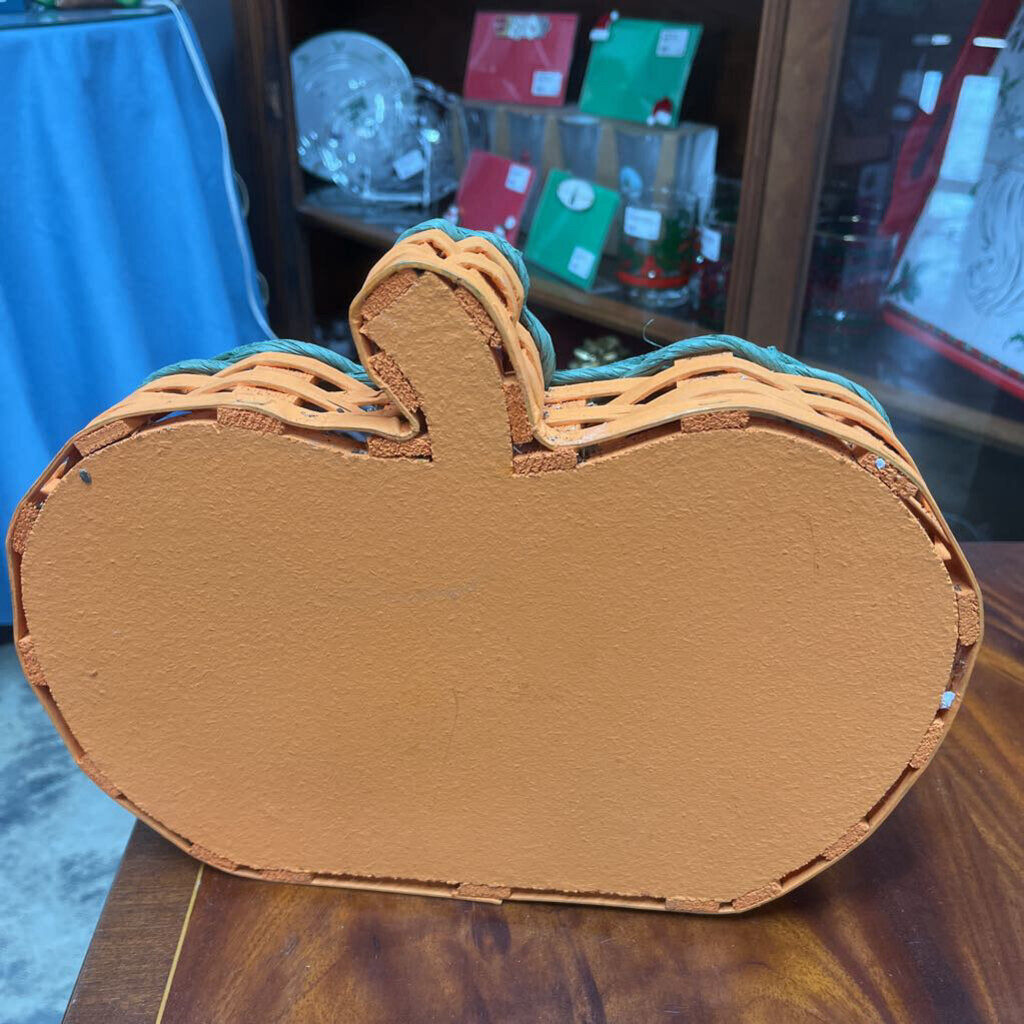 PUMPKIN BASKET TRAY-Thriftique Marketplace