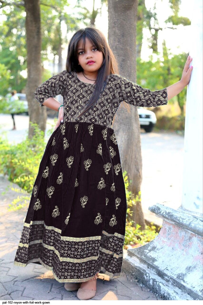 TRADITIONAL FOIL PRINTED GOWN SUIT FOR YOUNG GIRLS - ETHNIC WEAR -  B