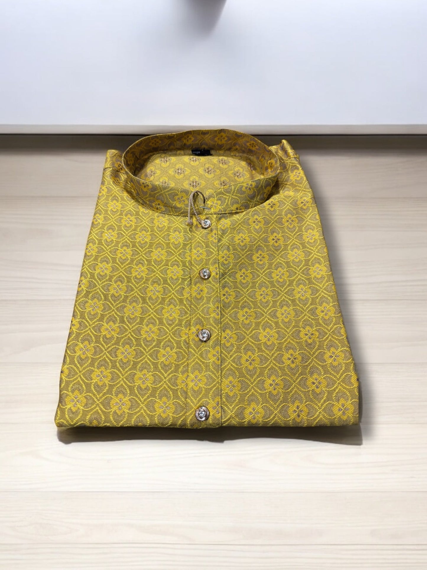 TRADITIONAL MEN'S YELLOW COLOR SILK KURTA – ETHNIC WEAR - 6479