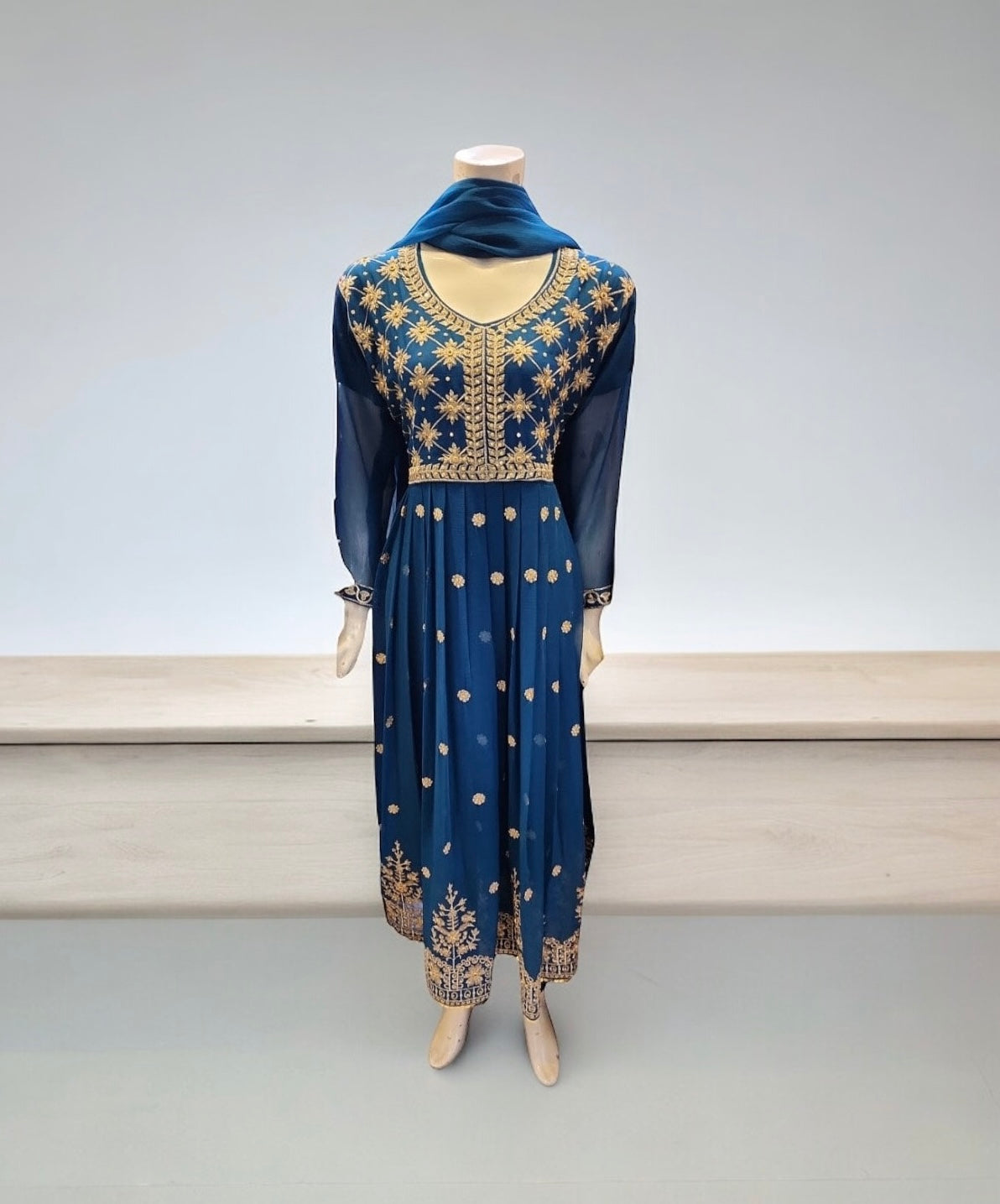 DESIGNER PARTY WEAR SALWAR KAMEEZ SET -ETHNIC WEAR FOR WOMEN- 202
