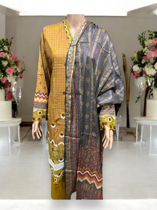 PAKISTANI TRADITIONAL SALWAR KAMEEZ SET- ETHNIC WEAR FOR WOMEN-05