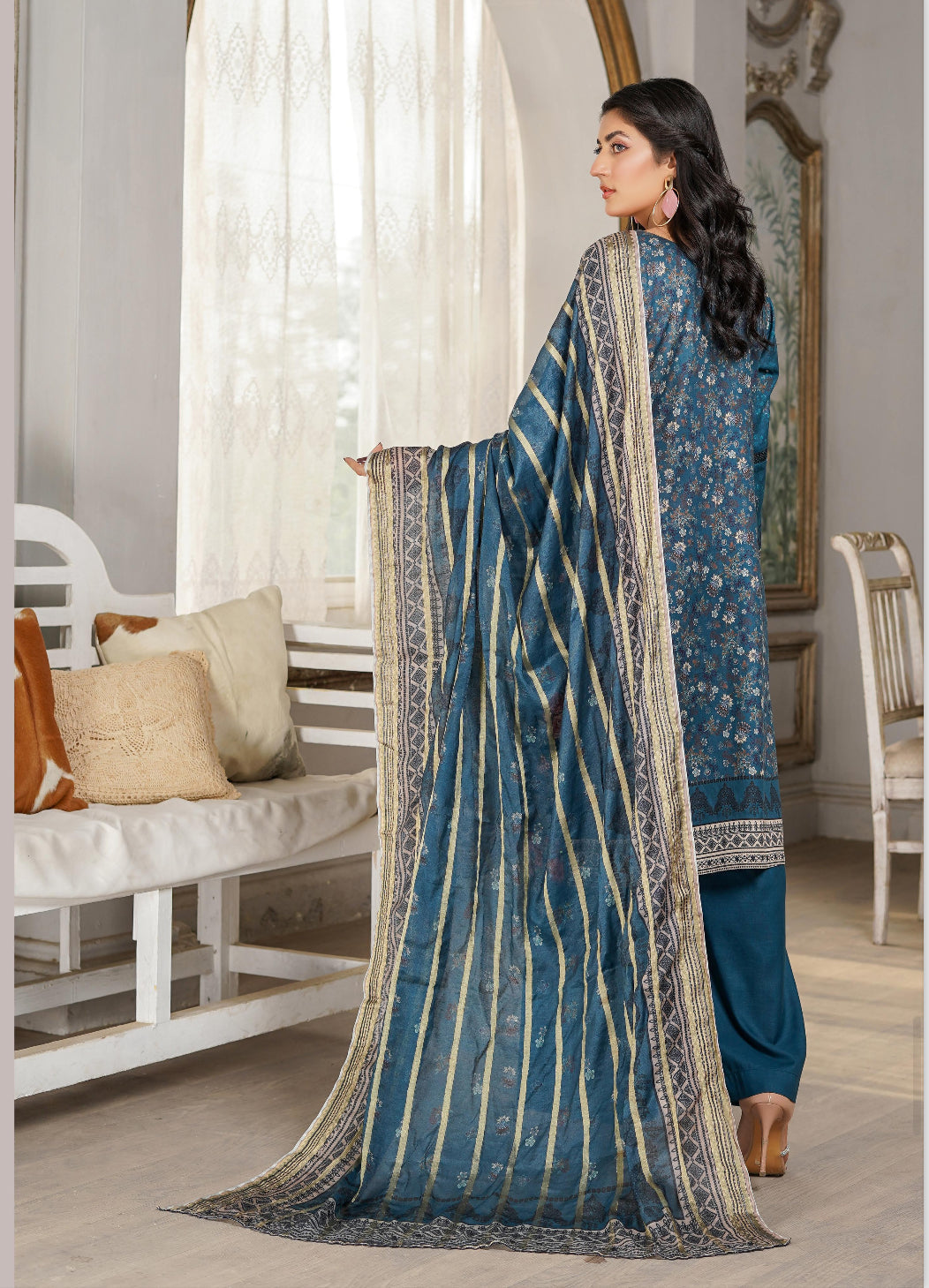 MUNIRA DESIGNER- TRADITIONAL SALWAR KAMEEZ SET - ETHNIC WEAR FOR WOMEN-06