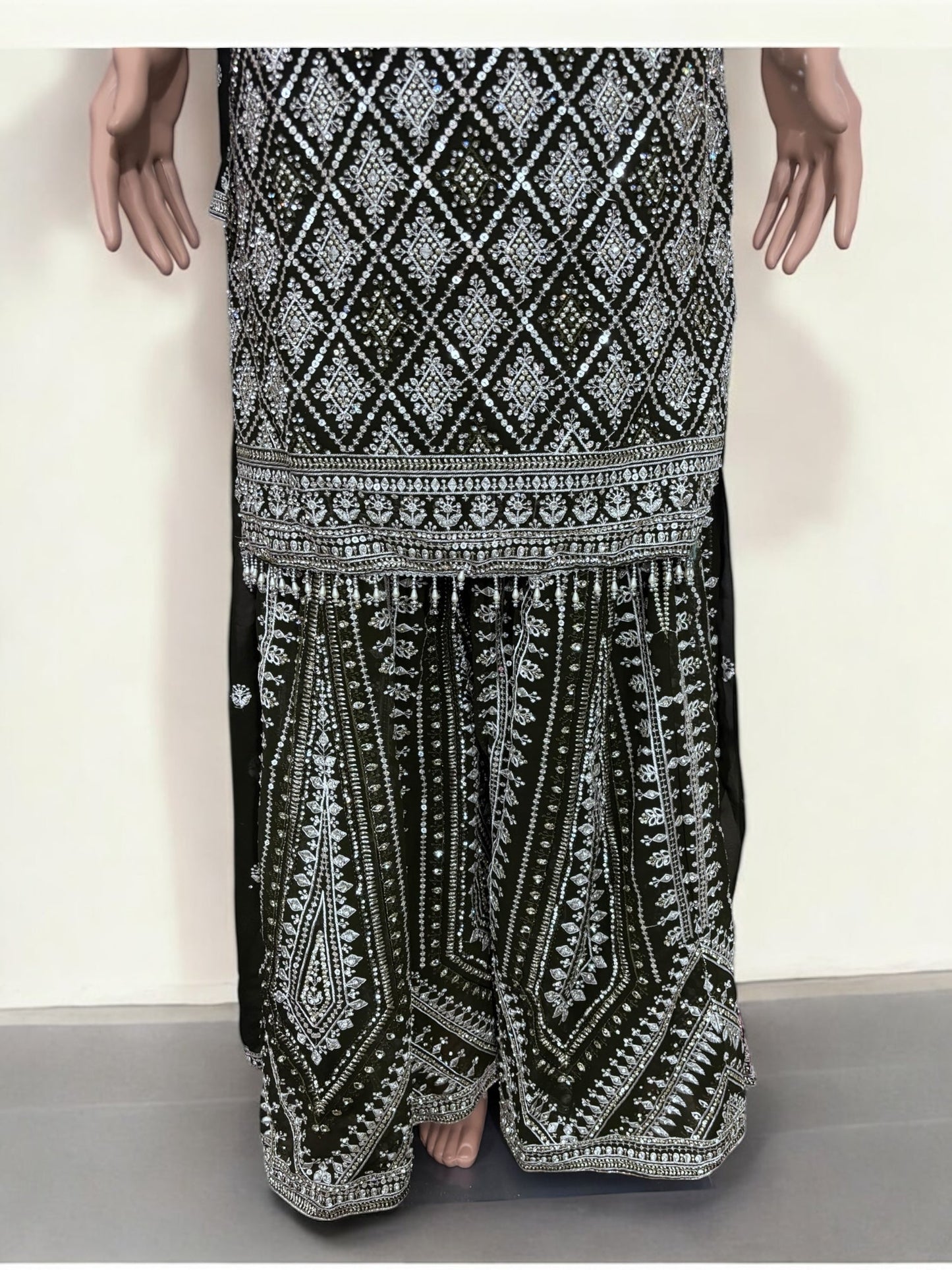OLIVE GREEN- TRADITIONAL DESIGNER SALWAR KAMEEZ SUIT- ETHNIC WEAR FOR WOMEN - 224