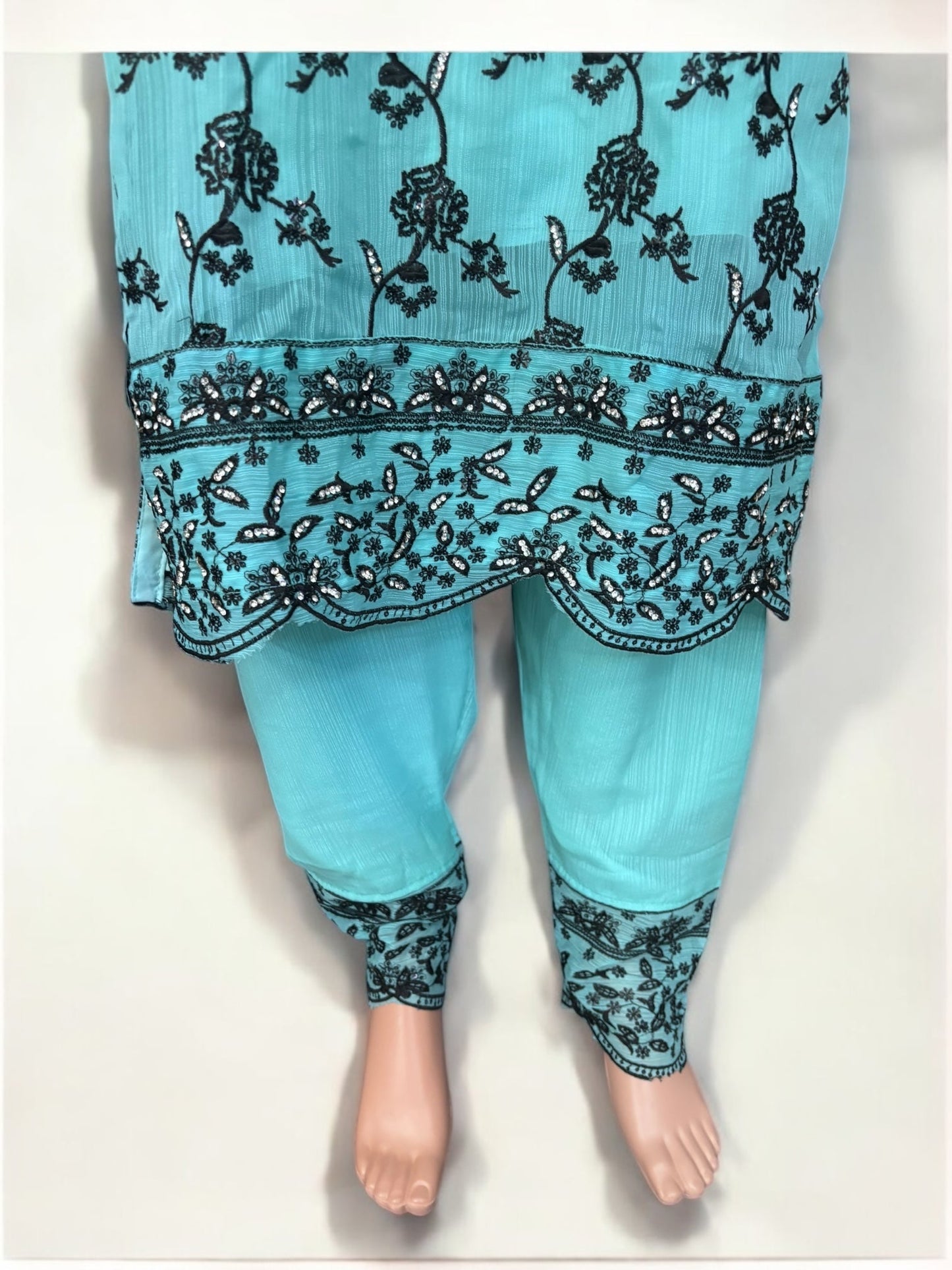 TRADITIONAL DESIGNER SALWAR KAMEEZ SUIT - ETHNIC WEAR FOR WOMEN - 214