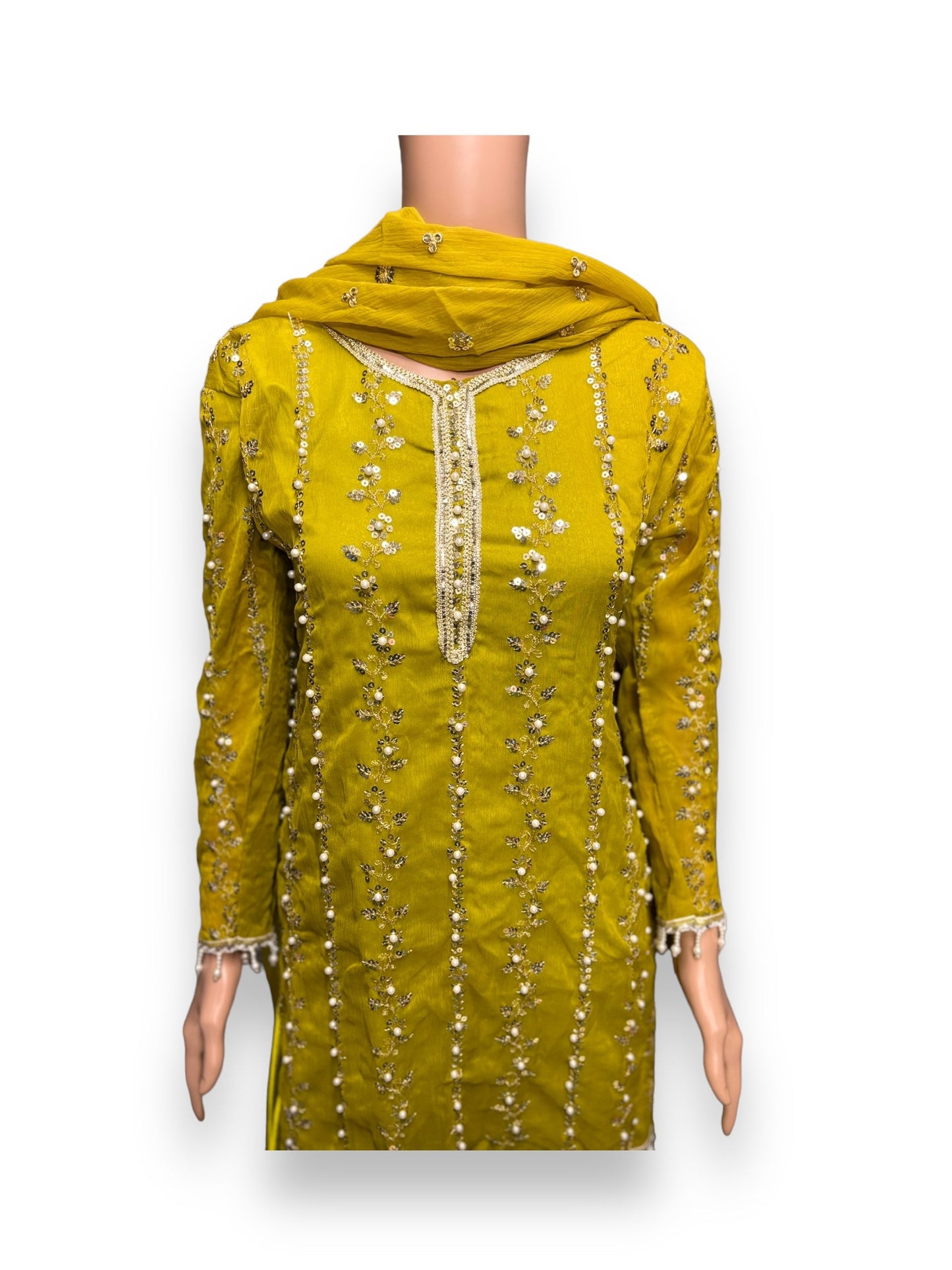 TRADITIONAL GREAT VALUE DESIGNER SALWAR KAMEEZ-ETHNIC WEAR FOR WOMEN - 203
