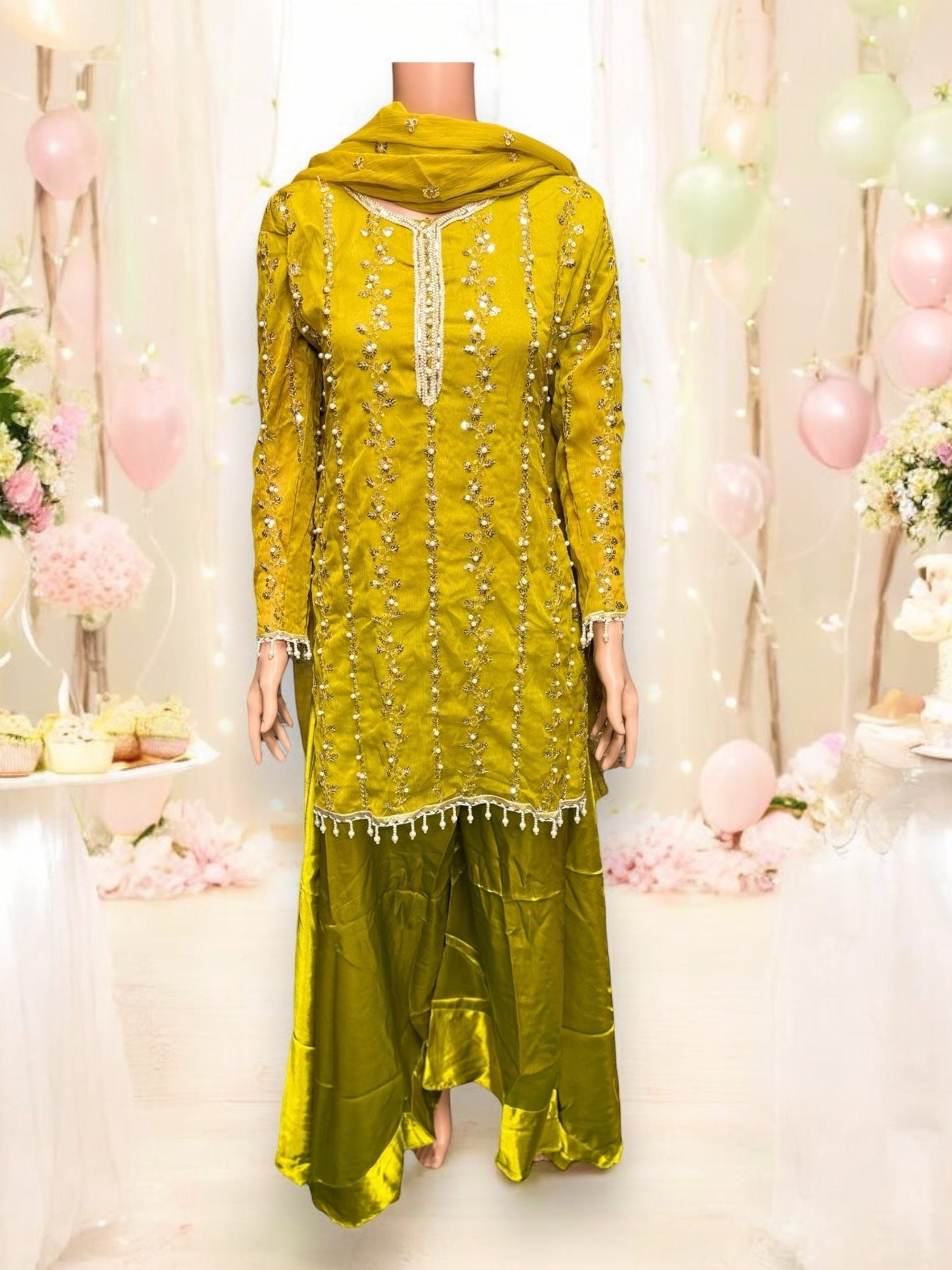 TRADITIONAL GREAT VALUE DESIGNER SALWAR KAMEEZ-ETHNIC WEAR FOR WOMEN - 203