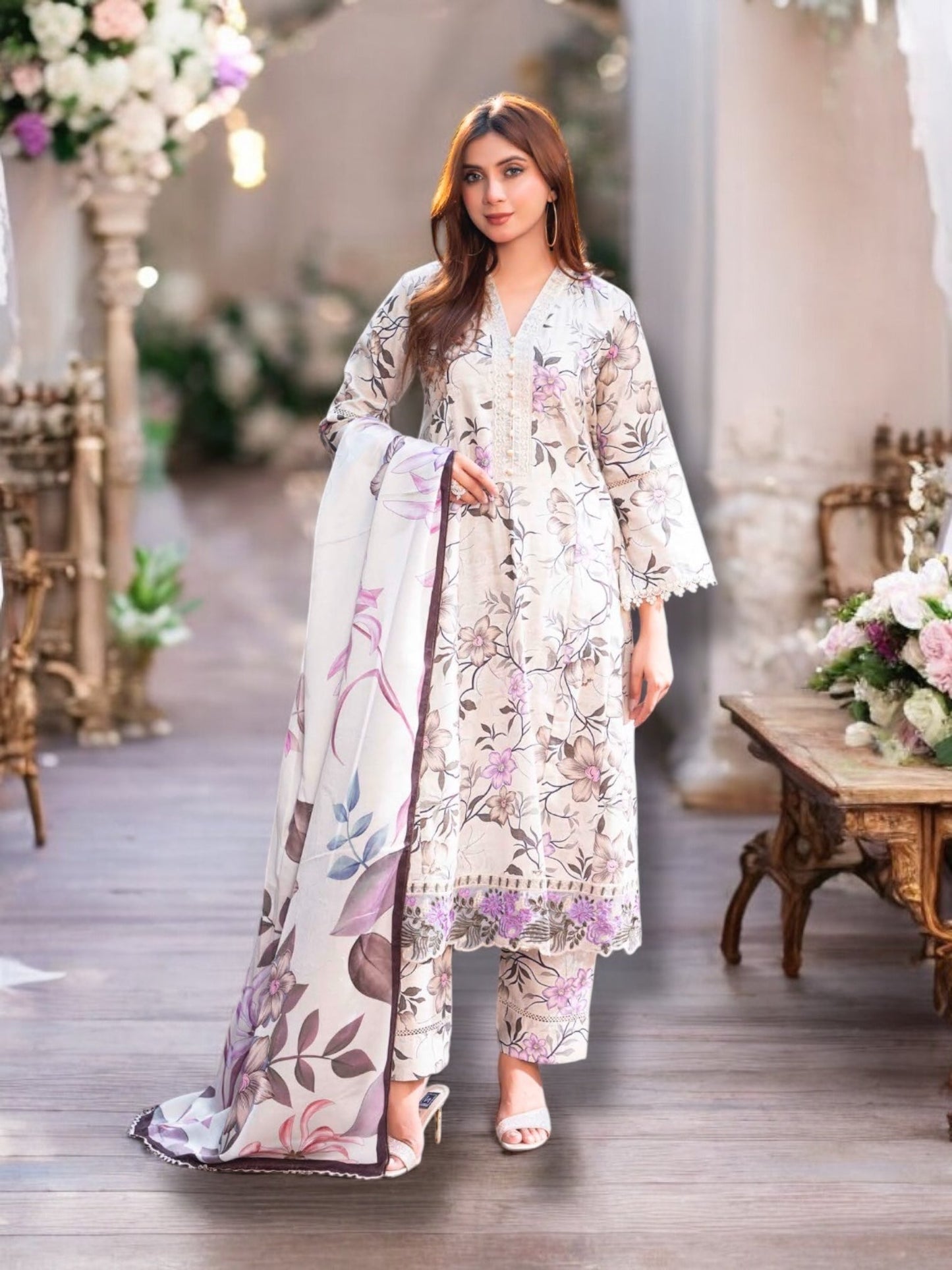 TRADITIONAL PAKISTANI SALWAR KAMEEZ – ETHNIC WEAR FOR WOMEN-01
