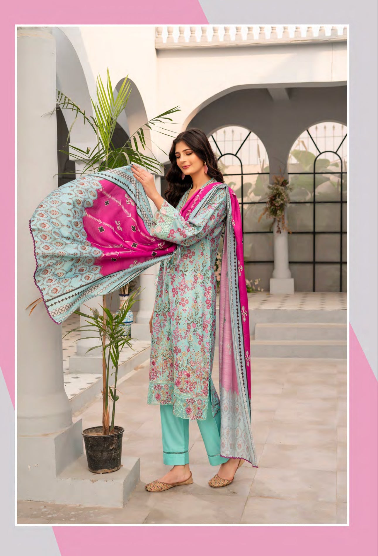 TRADITIONAL PAKISTANI SALWAR KAMEEZ – ETHNIC WEAR FOR WOMEN-07