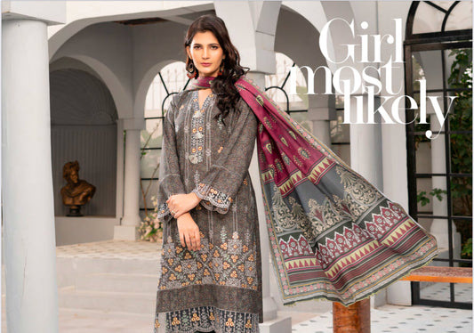 TRADITIONAL PAKISTANI SALWAR KAMEEZ – ETHNIC WEAR FOR WOMEN-11