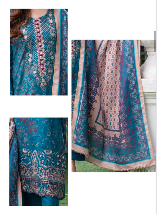 TRADITIONAL PAKISTANI SALWAR KAMEEZ – ETHNIC WEAR FOR WOMEN-12