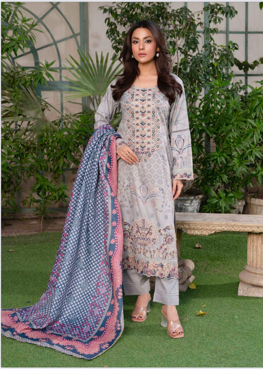 TRADITIONAL PAKISTANI SALWAR KAMEEZ – ETHNIC WEAR FOR WOMEN-13