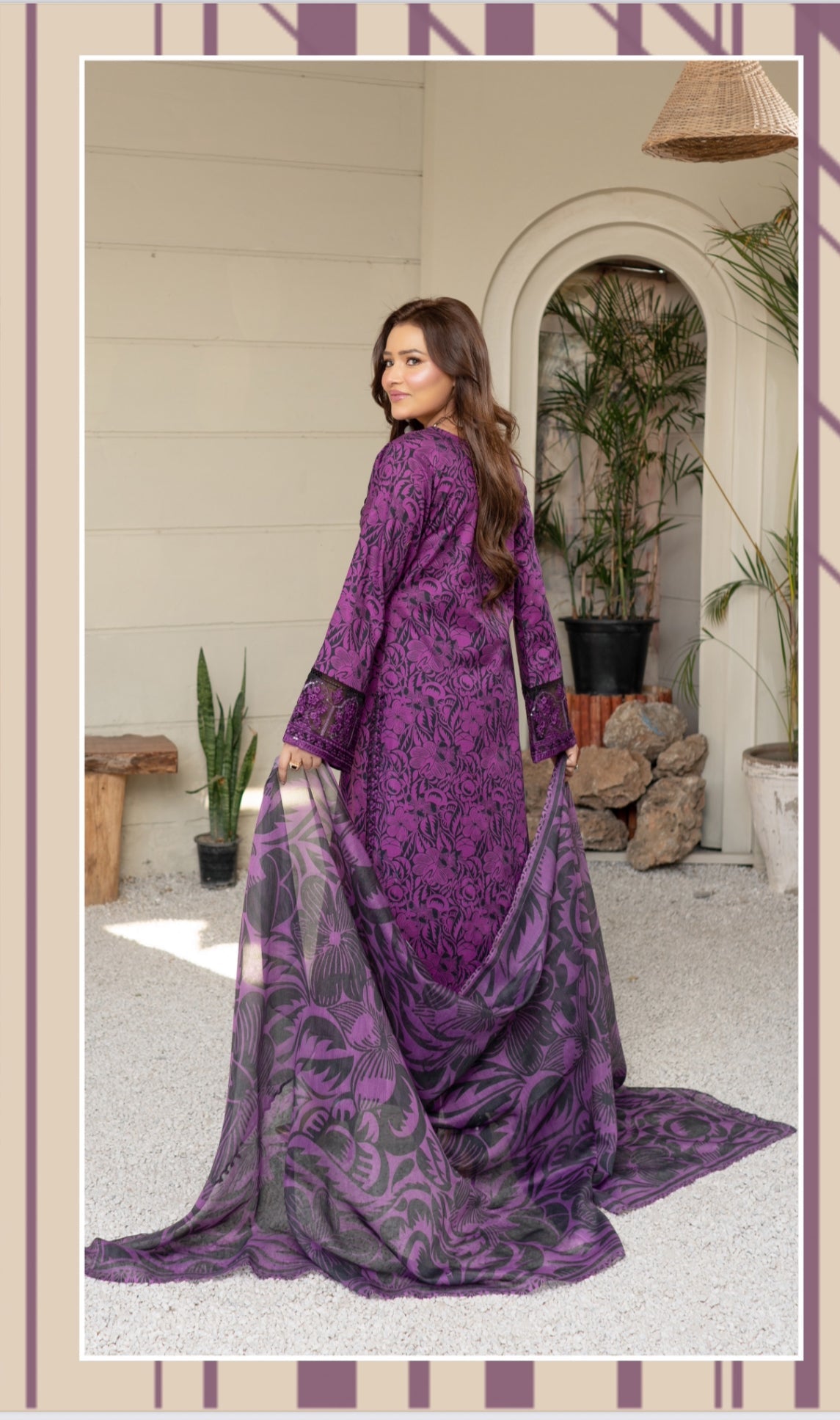 TRADITIONAL PAKISTANI SALWAR KAMEEZ – ETHNIC WEAR FOR WOMEN-257