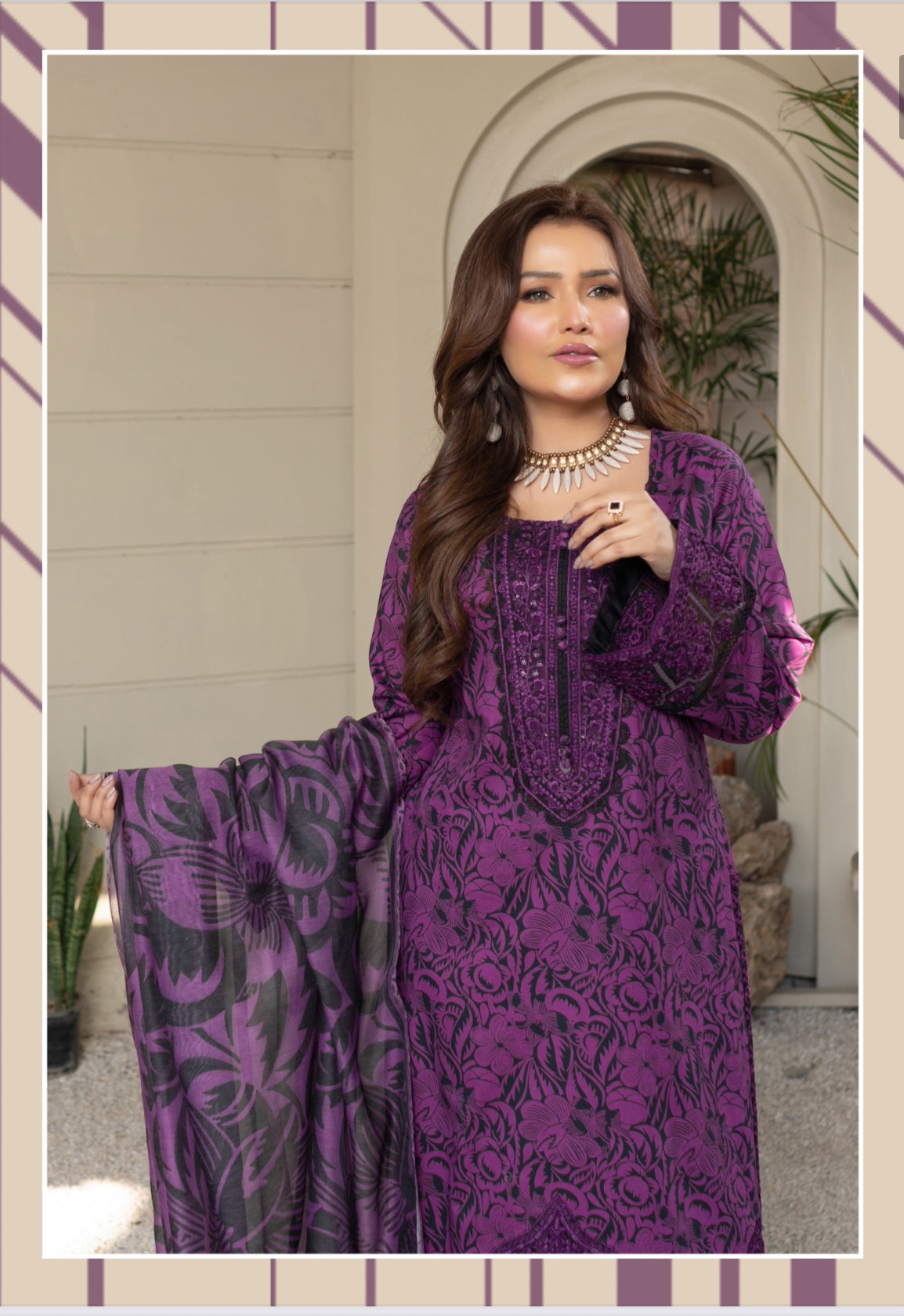 TRADITIONAL PAKISTANI SALWAR KAMEEZ – ETHNIC WEAR FOR WOMEN-257