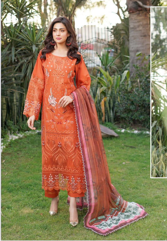 TRADITIONAL PAKISTANI SALWAR KAMEEZ – ETHNIC WEAR FOR WOMEN-264