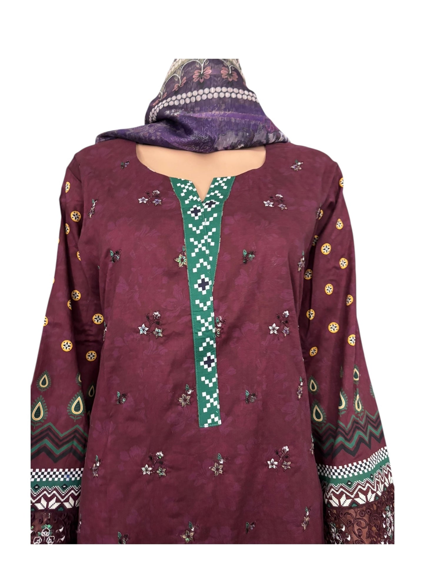 TRADITIONAL PAKISTANI SALWAR KAMEEZ – ETHNIC WEAR FOR WOMEN-267