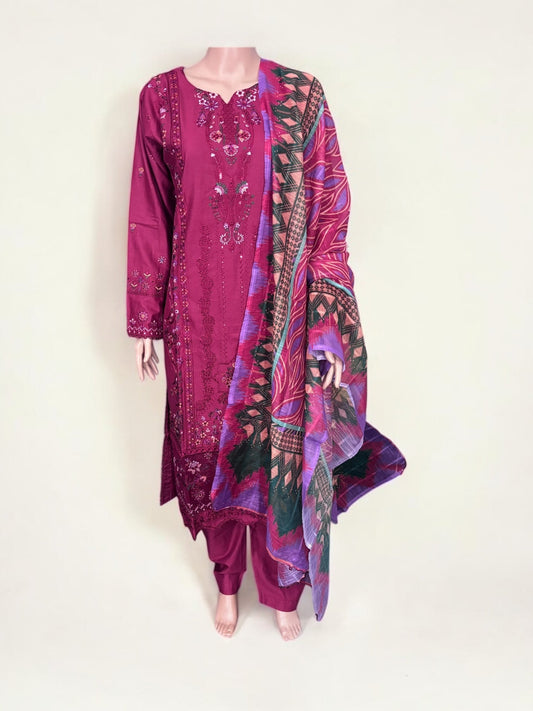 TRADITIONAL PAKISTANI SALWAR KAMEEZ – ETHNIC WEAR FOR WOMEN-268