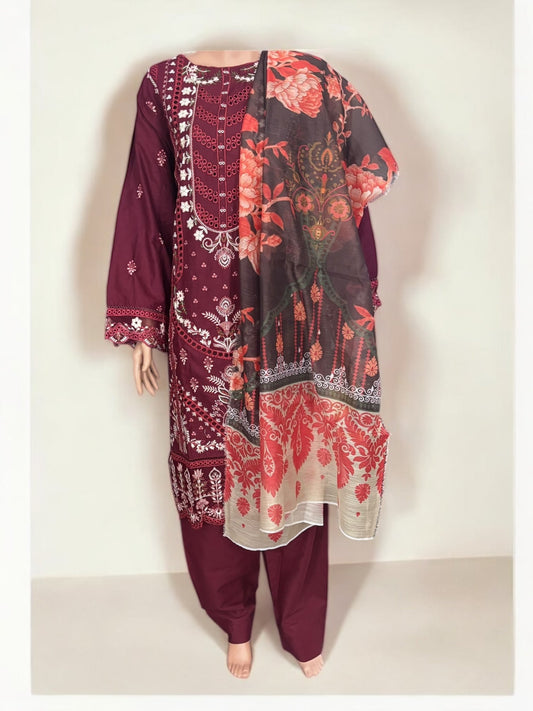 TRADITIONAL PAKISTANI SALWAR KAMEEZ – ETHNIC WEAR FOR WOMEN-270