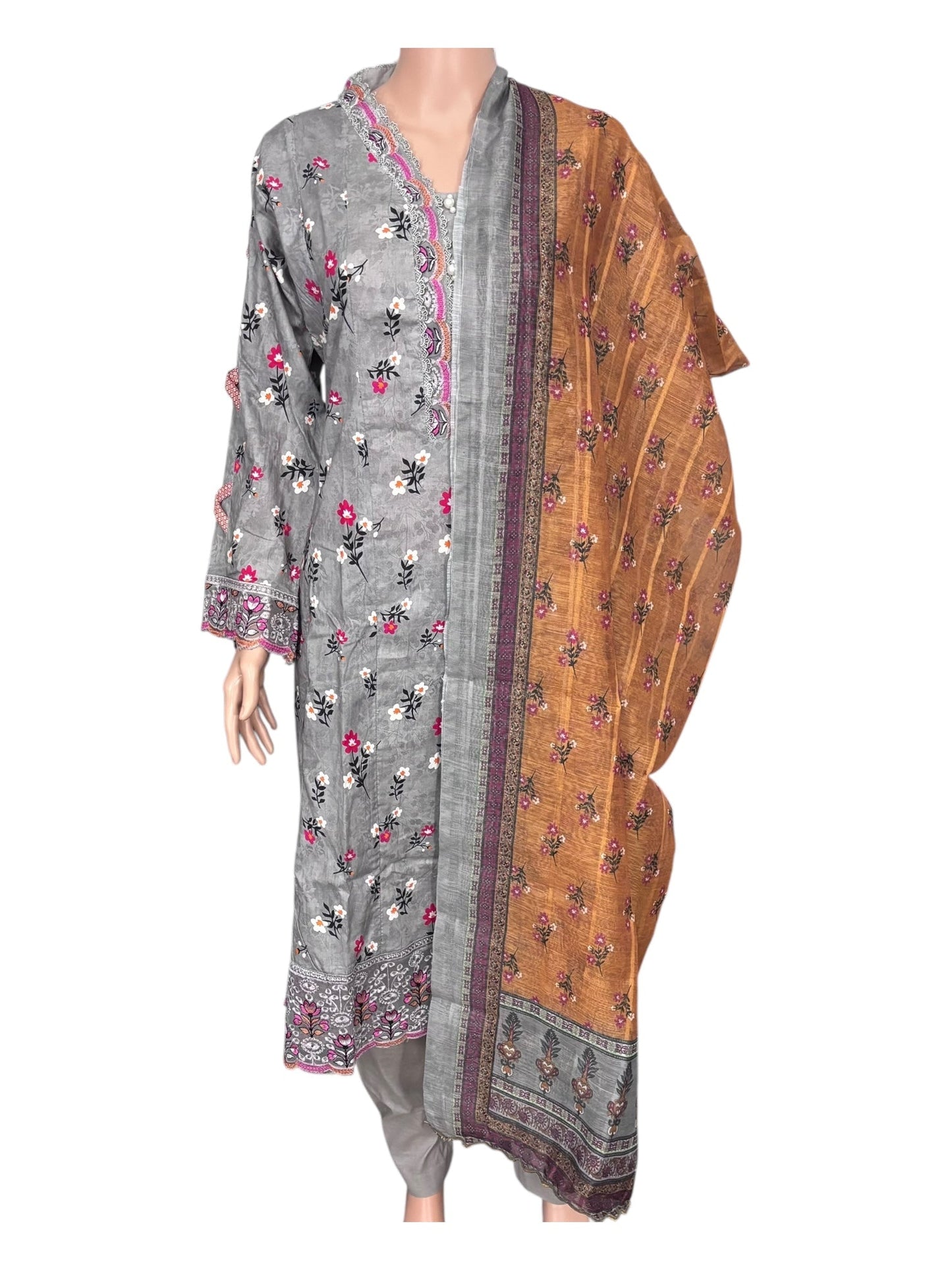 TRADITIONAL PAKISTANI SALWAR KAMEEZ – ETHNIC WEAR FOR WOMEN-274