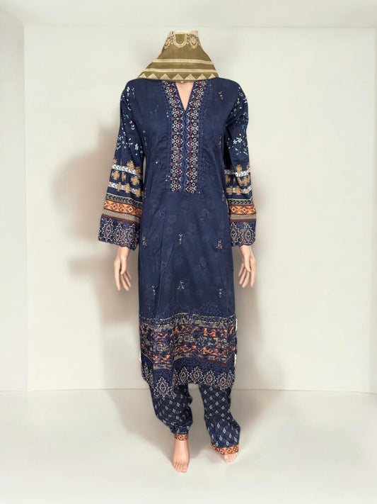 TRADITIONAL PAKISTANI SALWAR KAMEEZ – ETHNIC WEAR FOR WOMEN-275