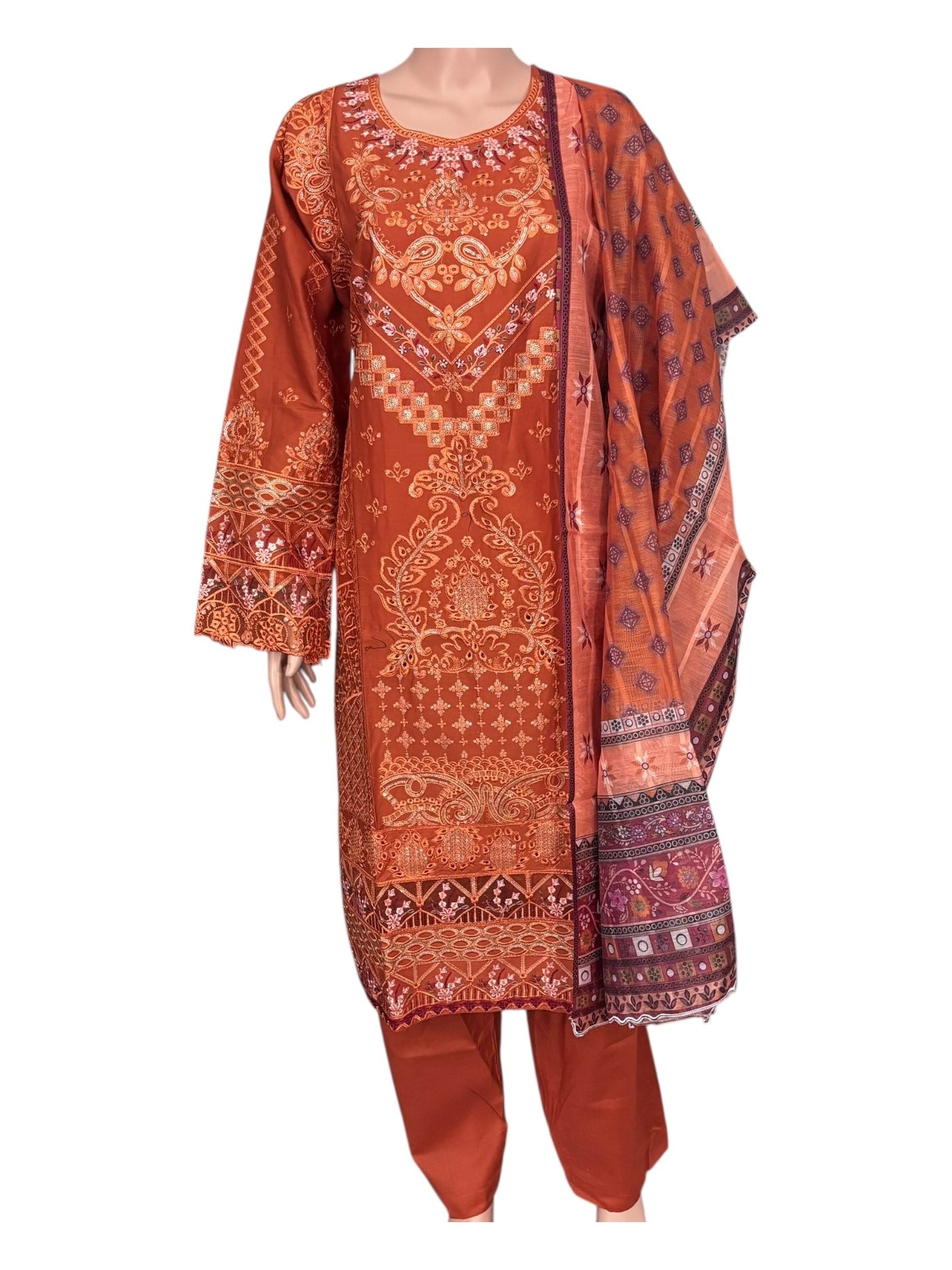 TRADITIONAL PAKISTANI SALWAR KAMEEZ – ETHNIC WEAR FOR WOMEN-277