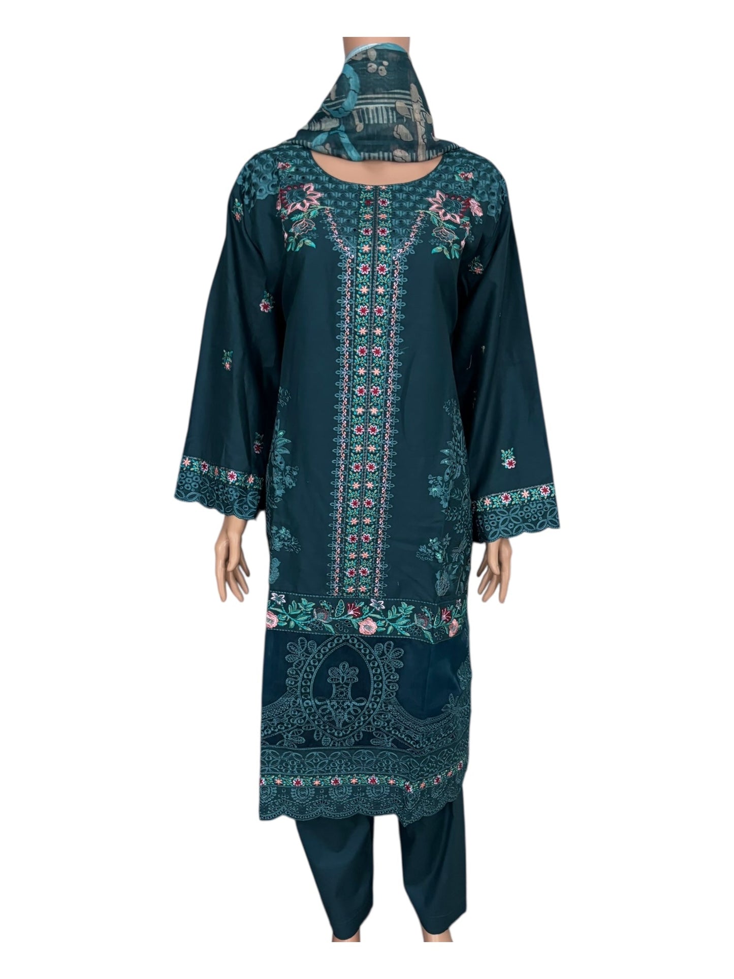 TRADITIONAL PAKISTANI SALWAR KAMEEZ – ETHNIC WEAR FOR WOMEN-278