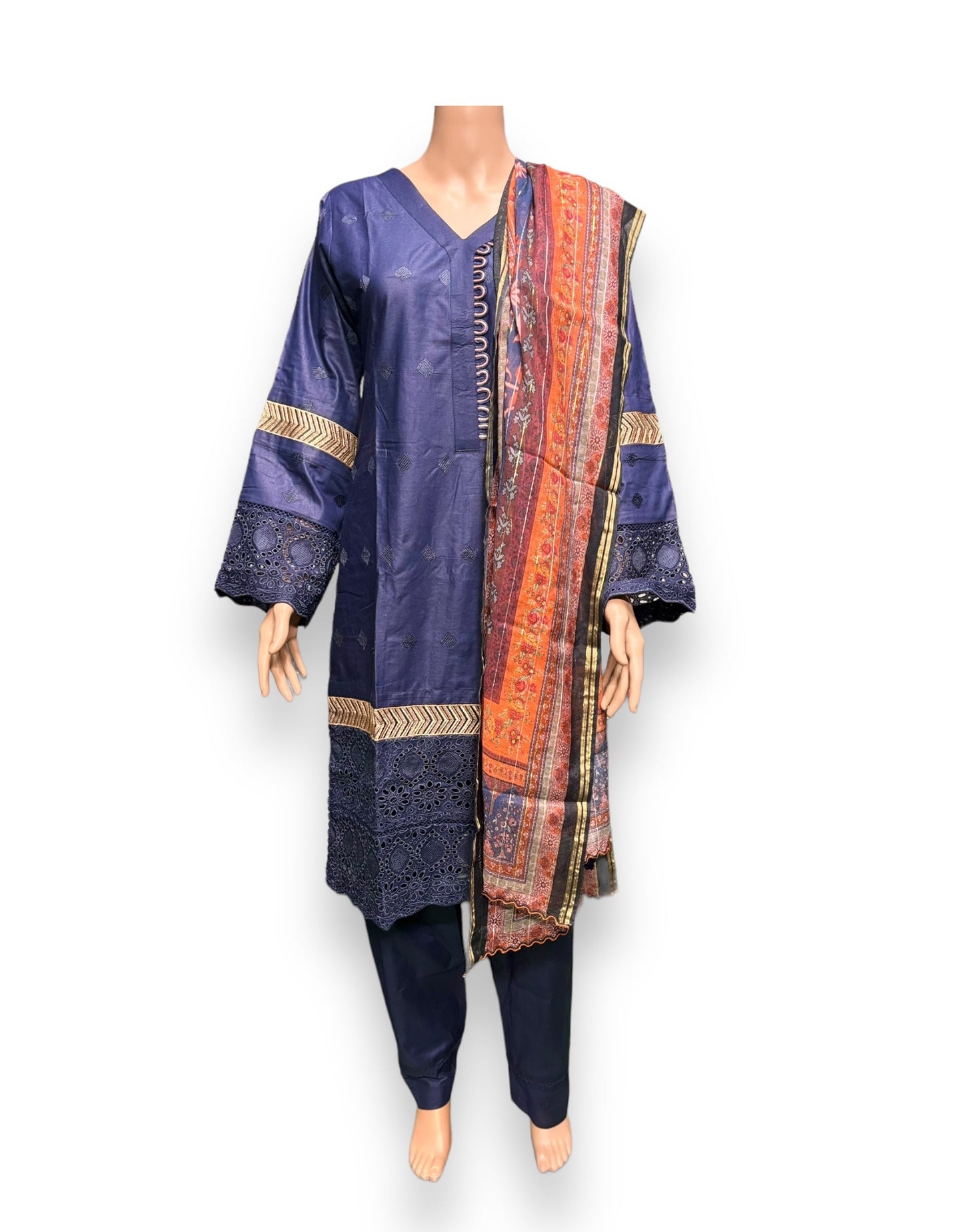 TRADITIONAL SALWAR KAMEEZ SET-ETHNIC WEAR FOR WOMEN - 209