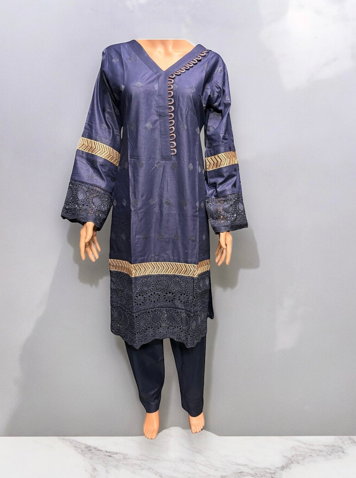 TRADITIONAL SALWAR KAMEEZ SET-ETHNIC WEAR FOR WOMEN - 209