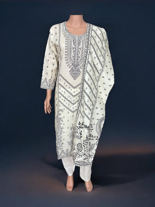 TRADITIONAL SALWAR KAMEEZ SET – ETHNIC WEAR FOR WOMEN- JU05