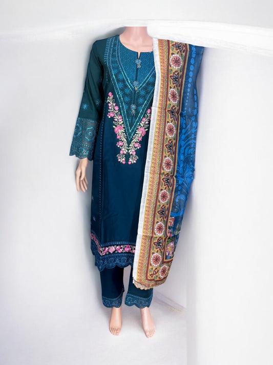 TRADITIONAL SALWAR KAMEEZ SET – ETHNIC WEAR FOR WOMEN- JU40