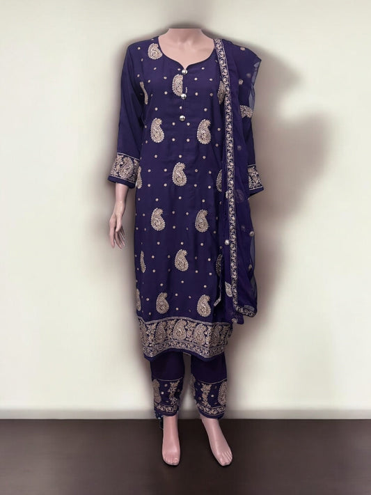 TRADITIONAL SALWAR KAMEEZ SET – ETHNIC WEAR FOR WOMEN- S01